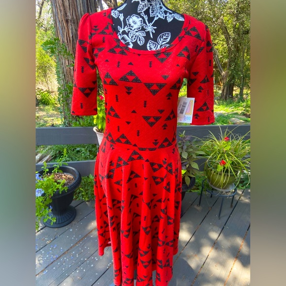 Lularoe Nicole Dress BRAND NEW Size Medium M Red Black - Picture 3 of 8